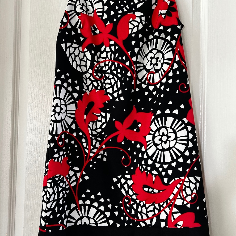 Classic Women's Shift Dress